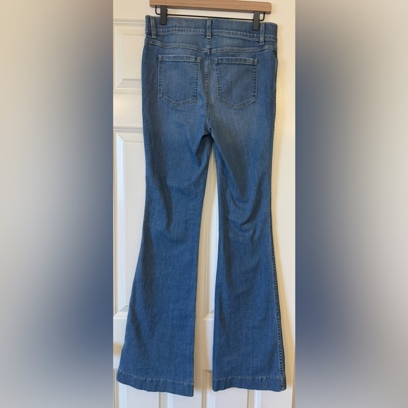 NWT Spanx Flare Jeans in Vintage Indigo Size Medium - Picture 2 of 12